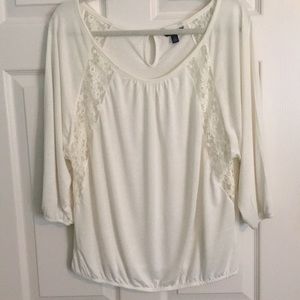 American Eagle Outfitters Large ivory top